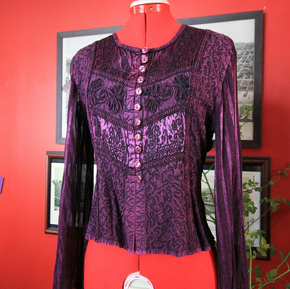 Gorgeous Purple Embroidered Hippie Boho Top - Picture 1 of 8